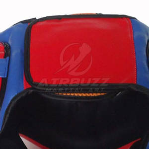 Novedad de 2025, casco de boxeo profesional, equipo deportivo de cuero hecho a mano de alta calidad, característica transpirable hecha en Pakistán - Product Image 6