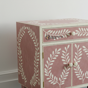 Mesita de Noche Artesanal con Incrustaciones de Hueso Rosa, Diseño Floral de Vid, con Cajón y Gabinete - Product Image 3