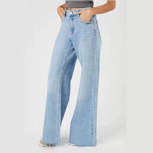 กางเกงยีนส์ทรงแบ็กกี้ขาสั้นของผู้หญิงกางเกงยีนส์ทรงแบ็กกี้ทันสมัยและใส่สบายสไตล์ฮิปฮอปพร้อมโลโก้กำหนดสีได้เอง - Product Image 4