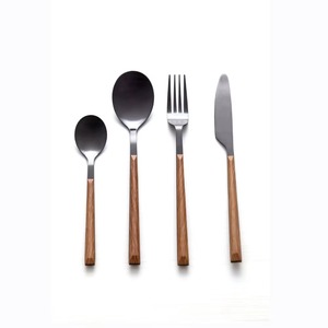 Juego de 8 cubiertos de acero inoxidable, mesa de cocina Ideal para uso doméstico y hotelero, cubiertos con acabado Chapado en Color plateado, mango blanco de madera - Product Image 5