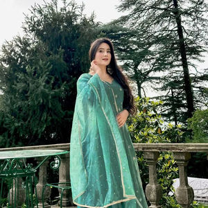 Festival spécial pur mijoter soie tissu broderie et séquence travail couleur vive fête de mariage porter Anarkali avec pantalon et Dupatta - Product Image 1