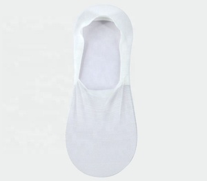 Calcetines invisibles de seda helada para hombre, finos, antideslizantes, sin costuras, para verano, al por mayor - Product Image 5