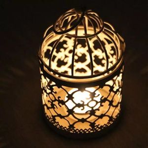 Linterna de metal decorativa con grabado floral de primera calidad adecuada para eventos espirituales, bodas y reuniones familiares culturales - Product Image 3