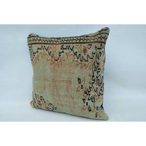 Oreiller Patchwork Kantha en Laine Beige 28x28 Pouces Tissé avec un Imprimé Floral Vintage Design Rustique Confort Style Intemporel - Product Image 3