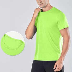 Camiseta deportiva de secado rápido para hombre, camiseta de capa Base de compresión transpirable de alta elasticidad atlética para correr en el gimnasio al aire libre - Product Image 1