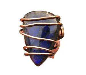 天然拉布拉多宝石蓝色浮华光滑梨形手工铜线包裹指环批发