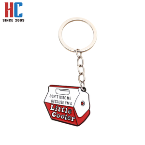 Portachiavi in metallo smaltato placcato oro moderno personalizzato, produzione di fabbrica con 23 anni di esperienza, con design 'Don't Hate Me Just I'm Little Cooler Letter Milk' - Product Image 4