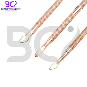 Ensemble de 3 pièces en acier inoxydable pour enlever les peaux mortes, outils de manucure, poussoir à cuticules en or rose - Product Image 6