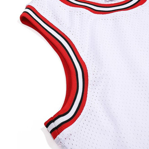 Camiseta de Baloncesto Unisex con Logotipo Personalizado, Suave y Transpirable, Blanca, Opción de Talla Grande, Uniforme de Baloncesto Personalizado, 100% Poliéster, Secado Rápido - Product Image 4