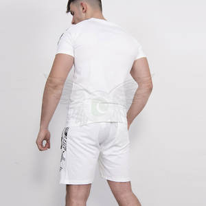 Ensemble t-shirt et short d'été de haute qualité avec logo personnalisé ensemble short et t-shirt en coton pour hommes ensemble short et t-shirt pour hommes - Product Image 4
