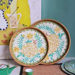 Plateaux de service ronds en nacre tissée de haute qualité, style bohème, décoration d'intérieur en rotin, plateau de service pour table basse - Product Image 1