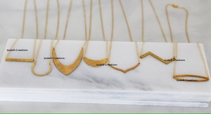 Collier pendentif en couches géométriques en croissant texturé en laiton avec chaîne réglable Boho Tribal déclaration bijoux pour femmes - Product Image 4