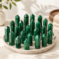 Tour de cristal de malachite de 6 cm, pointe de pierre verte polie, obélisque de guérison pour la décoration intérieure, la méditation et les cadeaux
