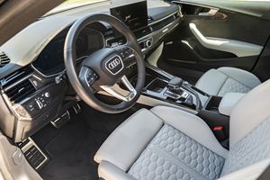 พร้อมจัดส่ง รถพวงมาลัยขวา/ซ้าย ปี 2021 A-U-D-I RS5 SPORTBACK - Product Image 4