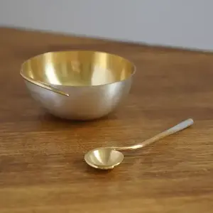 Cubiertos de diseñador hechos a mano con cucharas de decoración Juego de comedor Premium Perfecto para casas elegantes Cocinas y decoración de mesa - Product Image 1