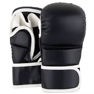 Gants de boxe MMA professionnels de haute qualité pour l'entraînement, le sparring et les arts martiaux, logo et couleur personnalisés, fabriqués au Pakistan - Product Image 4