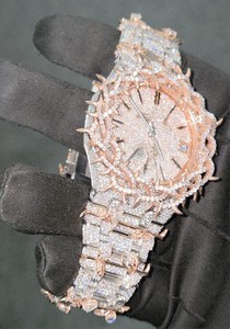 Montre de luxe pour homme, style hip-hop, bracelet en acier inoxydable, cadran en verre personnalisé de 40 mm, diamant moissanite taillé, mouvement à quartz MIYOTA - Product Image 4