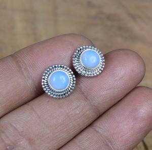 Boucles d'oreilles tendance en argent sterling 925 avec opale laiteuse, bijoux faits à la main, style bohème, pour femmes - Product Image 2