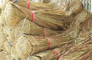 Wholesale Seagrass Thatch Roof: Eco-Friendly, Ideal for African Homes or Beach Huts, Exported From Vietnam - Product Image 3