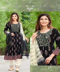 เสื้อผ้าฝ้ายเรยอนเคอตตอนสำหรับสตรีแนวลู่วิ่งสวมใส่ทางการ - Product Image 5