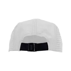 Cappello in Microfibra Fluz Personalizzato, Gadget Promozionale per Stile Individuale - Product Image 3