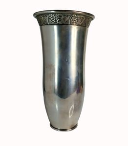 Jarrón Decorativo de Metal de Aluminio Martillado Inspirado en una Copa de Plata, Jarrón Decorativo de Hierro con Diseño Único - Product Image 2