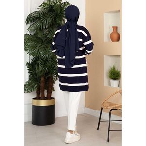 Cardigan en tricot bleu marine à rayures et boutons en tissu pour t-shirt - Product Image 4