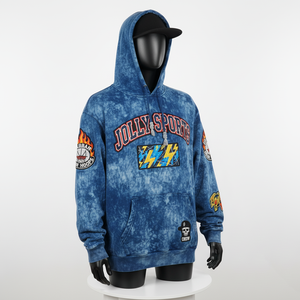 Sweat à capuche en molleton de coton premium 350GSM bleu tie-dye avec logo brodé sur le devant et détails de patch multicolores Basics Hoodie - Product Image 4