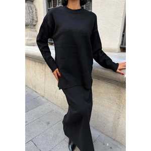 Conjunto de Falda Midi y Prendas de Punto 10231 Hecho de Tela de Lana Suave - Product Image 3