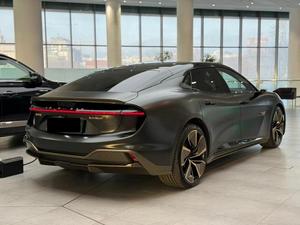 Lutoss Emeyar Sedán Eléctrico 2024, Batería de Litio de 110kWh, Tracción en las Cuatro Ruedas, Carga Rápida, R18, Interior Oscuro, Techo Panorámico, Listo para Enviar - Product Image 3