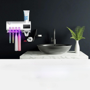 Soporte para cepillo <span class=keywords><strong>de</strong></span> dientes <span class=keywords><strong>de</strong></span> baño 3 en 1, soporte para cepillo <span class=keywords><strong>de</strong></span> dientes montado en la pared con 4 ranuras y 1 <span class=keywords><strong>dispensador</strong></span> automático <span class=keywords><strong>de</strong></span> pasta <span class=keywords><strong>de</strong></span> dientes para la familia - Product Image 2