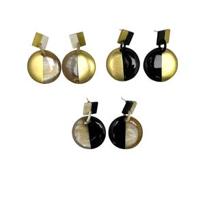 Productos Más Vendidos 2026 en EE. UU., Pendientes Redondos Negros de Moda de Cuerno de Búfalo Ecológicos para Aniversario - Product Image 4