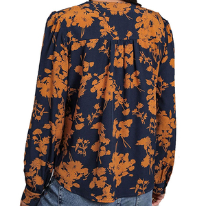 Haut court en coton à manches longues pour femmes, chemisier uni d'été à col montant, décontracté et actif, tissu tricoté uni avec logo sur le devant fabriqué au Pakistan - Product Image 3