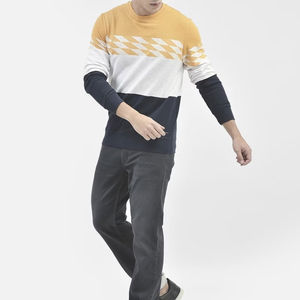 Sweatshirts pour hommes à col rond de coupe régulière Meilleur prix de vente Sweatshirts les plus vendus Sweatshirts taille personnalisée Fabriqués au Pakistan - Product Image 5