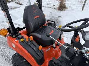 Mini Tractor de Alto Rendimiento BAD BOY 1022 2026 con Cargador - Product Image 5