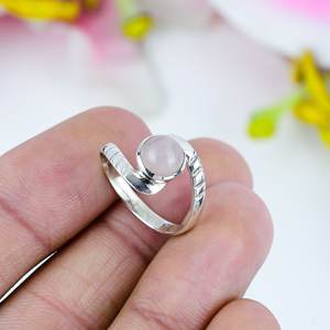 Nouvelle Arrivée Vintage Argent Plaqué Rose Quartz Gemstone Anneau À La Mode 925 En Argent Sterling À La Main Lunette Réglage Bijoux De Mariage - Product Image 4