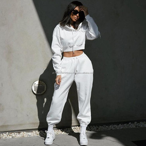 Conjunto de Dos Piezas de Ropa para Mujer, Sudadera Corta con Capucha y Pantalones Jogger de Punto de Algodón, Estilo Clásico Y2K, Talla Grande, Sin Pedido Mínimo, con Logotipo Personalizado - Product Image 3