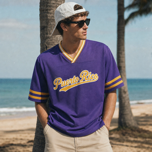 Camiseta Deportiva Personalizada Estilo Playero con Sublimación, Estilo Puertorriqueño, Cuello en V, Camiseta de Equipo, Camiseta de Fútbol de Malla Estilo Isleño - Product Image 3