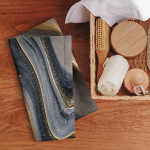 Serviette de toilette en lin brodée motif Cascade Veine Dorée, imprimée, tissée, compressée, absorbante, pour la maison, la cuisine, la salle de bain, les voyages ou comme cadeau - Product Image 1