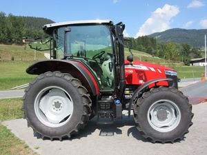 Tracteur à chenilles d'occasion Massey Ferguson 4 roues motrices 10 CV Moteur à haute productivité Transmission par engrenages - Product Image 3