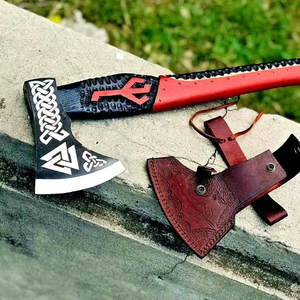 Hacha Vikinga Hecha a Mano con Mango de Madera de Fresno Grabado y Funda de Cuero con Grabado en la Cabeza - Product Image 6