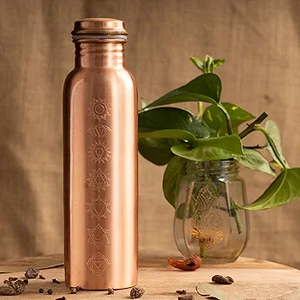 Meilleure vente 100% bouteille en cuivre nouveauté bouteille en cuivre en métal avec conception de logo imprimé personnalisé bouteille d'eau en cuivre élégante - Product Image 4