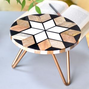 Soporte de pastel pequeño de madera redondo tradicional con acabado natural Soporte de pastel de metal Cason para postres Catering con acabado natural recién llegado - Product Image 3