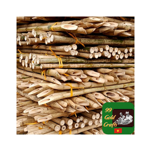 Poteau en bambou naturel Select-Grade du Vietnam pour l'exportation de qualité supérieure Poteau en bambou lisse mettant l'accent sur les normes de qualité et la pureté des matériaux - Product Image 4