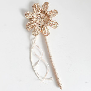 ไม้กายสิทธิ์ของเล่นเด็กไม้เท้านางฟ้าดอกไม้ - Product Image 2