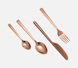 Ensemble de 4 couverts en acier inoxydable or rose de qualité supérieure faits à la main Vente en gros du fabricant - Product Image 1