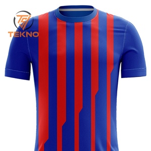 Vente en gros de vêtements de sport en polyester 100% de meilleure qualité, ensembles de maillots de football, uniformes de sublimation pour adultes, uniformes de football personnalisés - Product Image 4