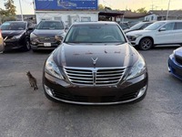Hyundai Equus Signature 2016 en excellent état, moteur V8 de 429 ch, très bien équipée, faible kilométrage