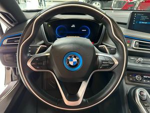 BMW i8 Roadster AWD ปี 2019 สภาพดีเยี่ยม พร้อมส่ง - Product Image 2