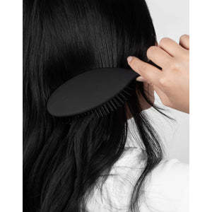 Plastic <b>Detangling</b> <b>Brush</b> for Knot-Free Hair - Product Image 3